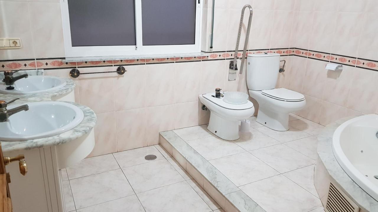 Apartamentos Shalom Ribadeo Extérieur photo